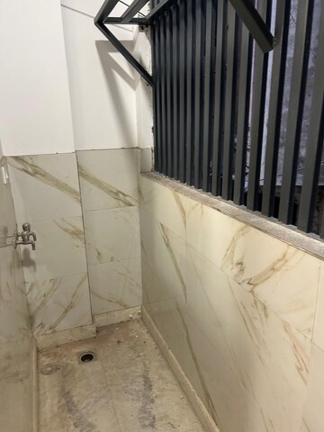 Balcony in 2 BHK Builder Floor at Paschim Vihar – for Rent