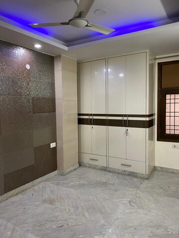 Bedroom in 2 BHK Builder Floor at Paschim Vihar – for Rent