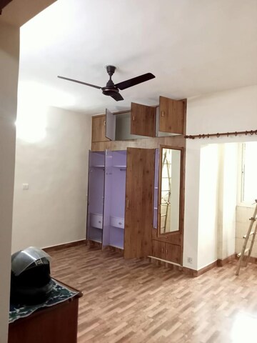 Room in 2 BHK Builder Floor at Lajpat Nagar ii – for Rent