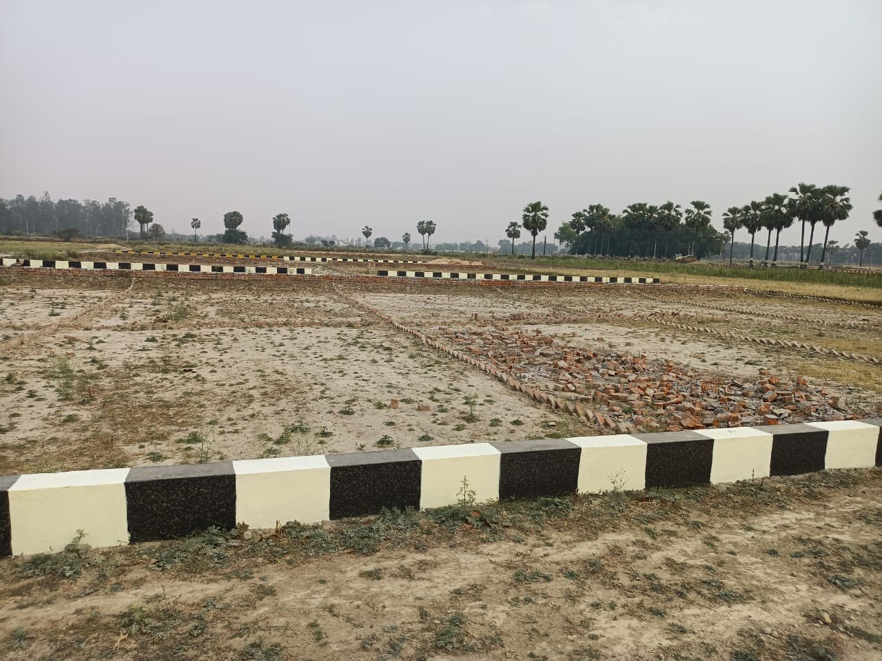 Plot For Sale in Shiv Calony Kailash Hospi