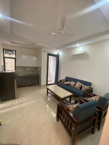 Room in  Pg at Gomti Nagar – for Rent