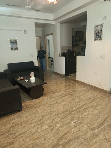 Master Bedroom in 3 BHK Apartment at Amrapali Silicon City, Sector 76 – for Rent