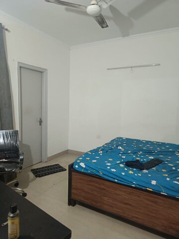 Bedroom in 3 BHK Apartment at Amrapali Silicon City, Sector 76 – for Rent