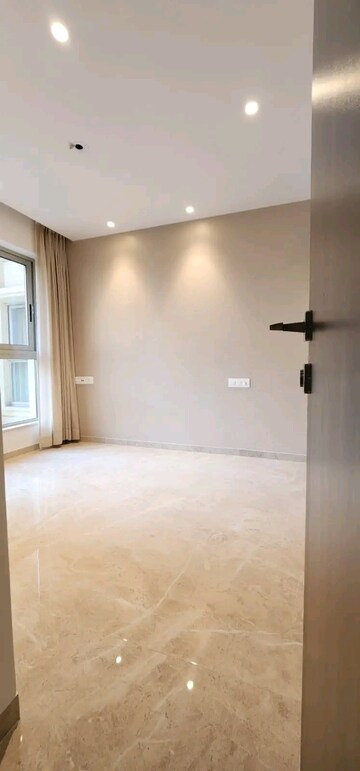 1 BHK Apartment For Rent in Hiranandani Regent Hill, Powai