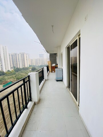 Balcony in 3 BHK Apartment at Amrapali Silicon City, Sector 76 – for Rent