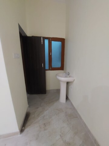 Room in  Pg at Gomti Nagar – for Rent