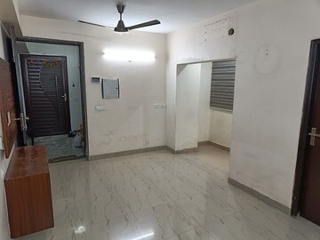 Bathroom in 3 BHK Apartment at Amrapali Silicon City, Sector 76 – for Rent