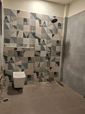 Room in  Pg at Gomti Nagar – for Rent