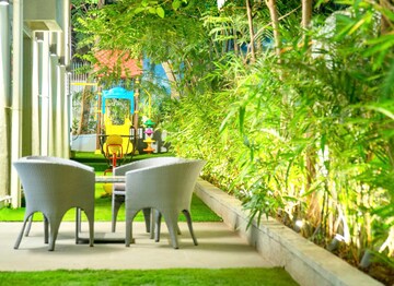 Balcony in 2 BHK Apartment at Raj Palace Khar, Khar West – for Rent