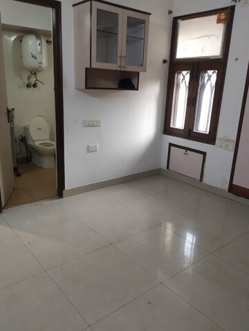 Room in 3 BHK Apartment at Ip Extension – for Sale