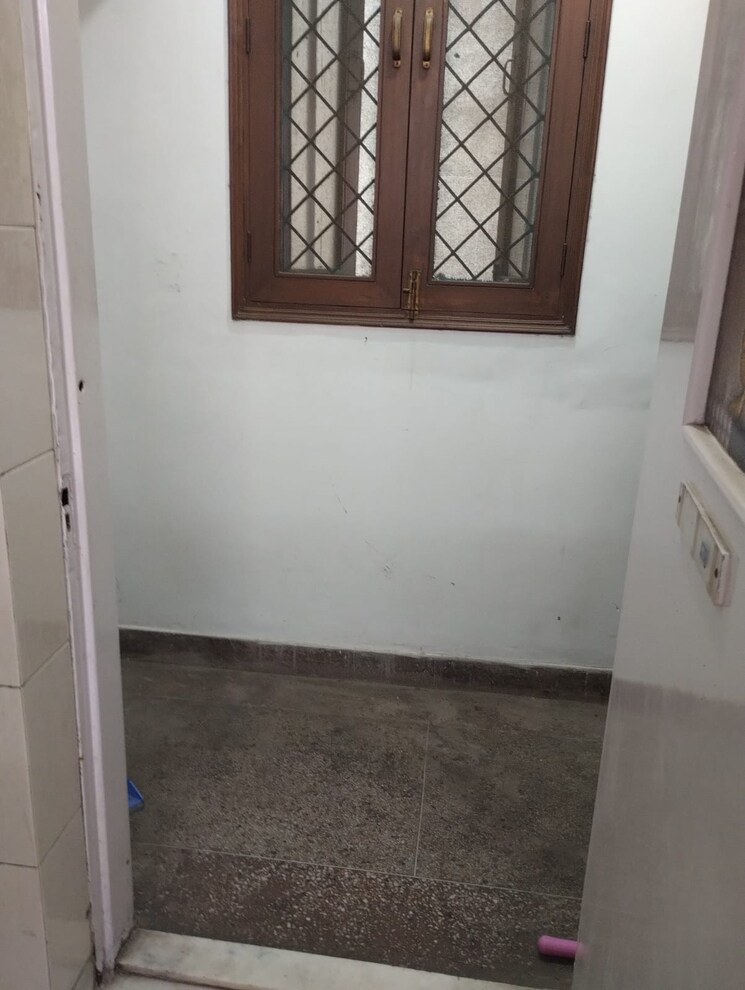 undefined, ip extension 3 Bedroom 1600 Sq.Ft. Apartment In Ip Extension Delhi 8095390