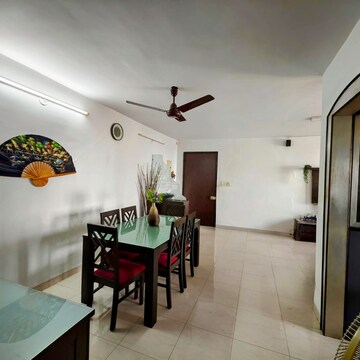 Team Area in 2 BHK Apartment at Razak Zamzam Tower, Mazgaon – for Rent