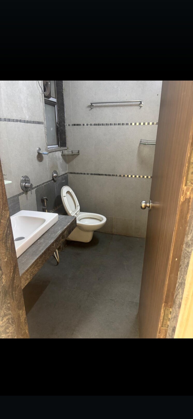 Bathroom, hdil-metropolis-residences 2.5 Bedroom 1190 Sq.Ft. Apartment In Andheri West Mumbai 8095470