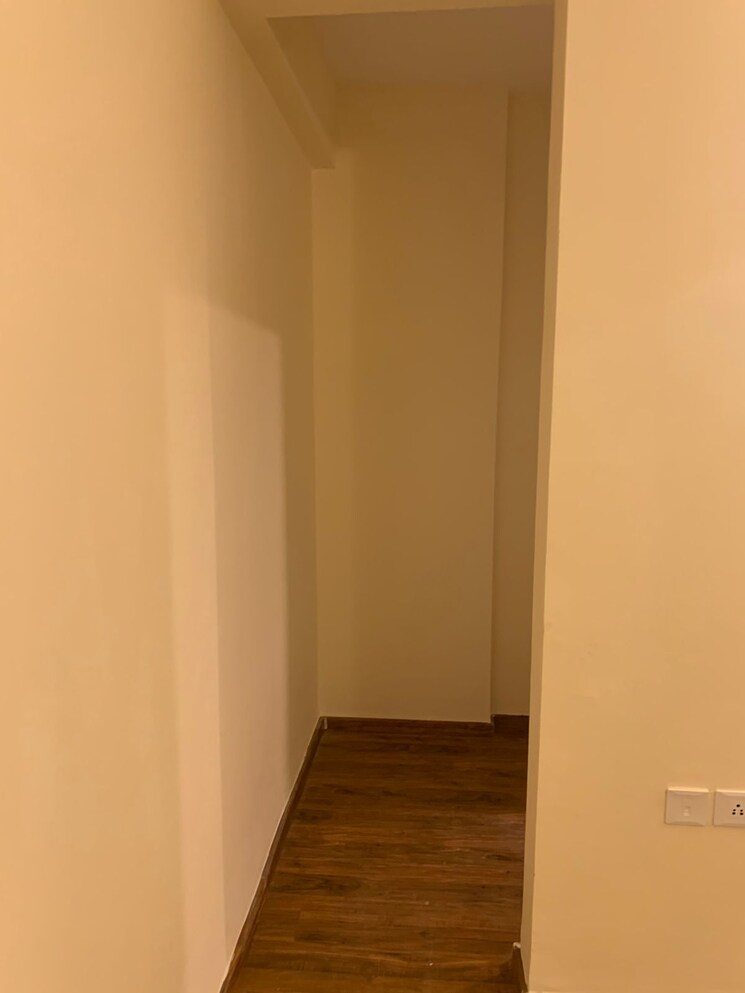 Room, dlf-my-pad 2 Bedroom 2100 Sq.Ft. Independent House In Gomti Nagar Lucknow 8095501