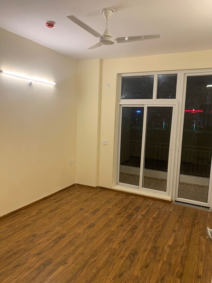 Room, dlf-my-pad 2 Bedroom 2100 Sq.Ft. Independent House In Gomti Nagar Lucknow 8095501