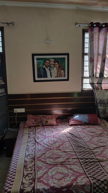Bedroom in 5 BHK Independent House at Sector 17 – for Sale