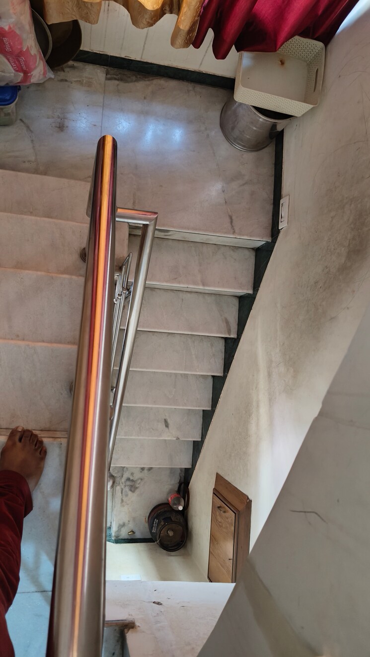 undefined, sector 17 5 Bedroom 250 Sq.Yd. Independent House In Sector 17 Panchkula 8095523