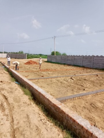  Plot For Sale in Sikandrabad