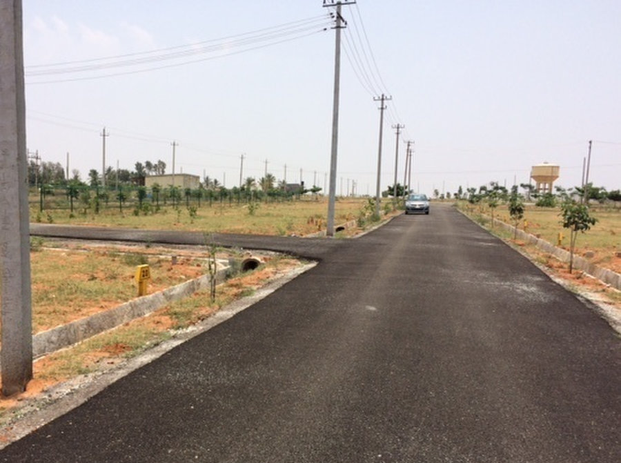 Plot For Sale in Shiv Calony Kailash Hospi