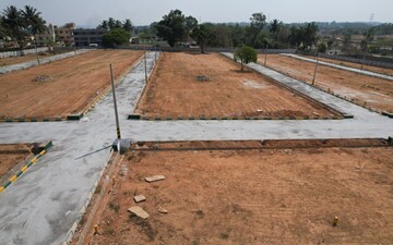 Plot For Sale in Sikandrabad