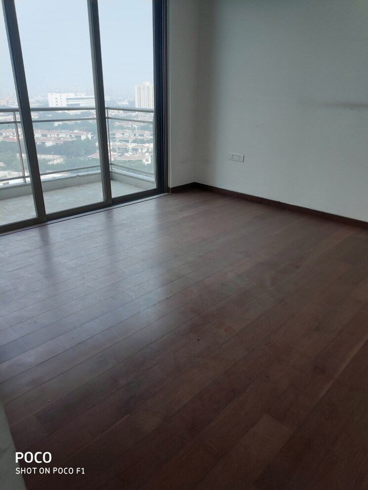 Room, tata-primanti-phase-2 4 Bedroom 3300 Sq.Ft. Apartment In Sector 72 Gurgaon 8095688