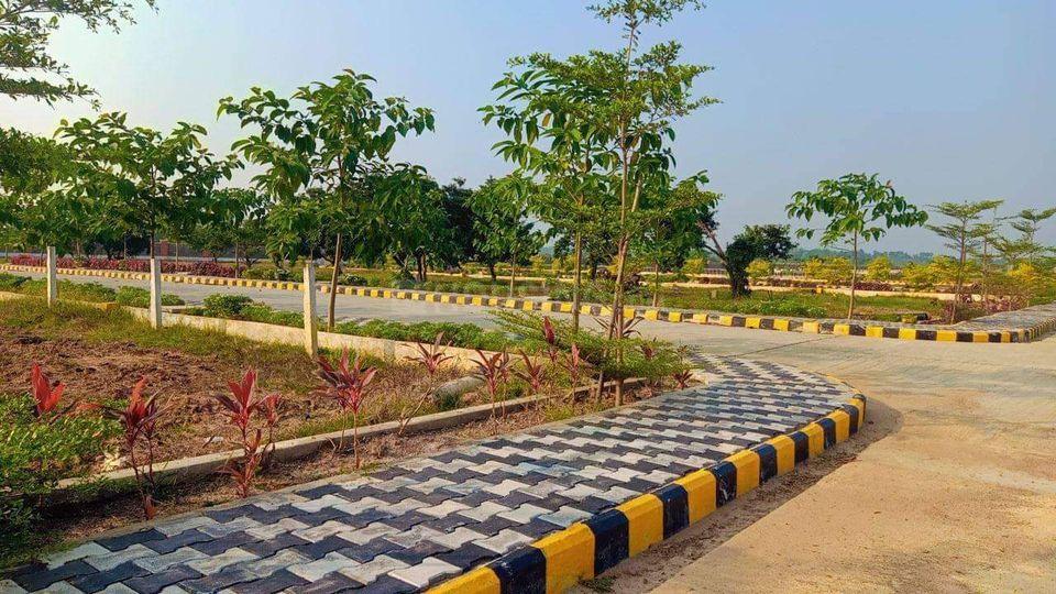 Plot For Sale in Shiv Calony Kailash Hospi