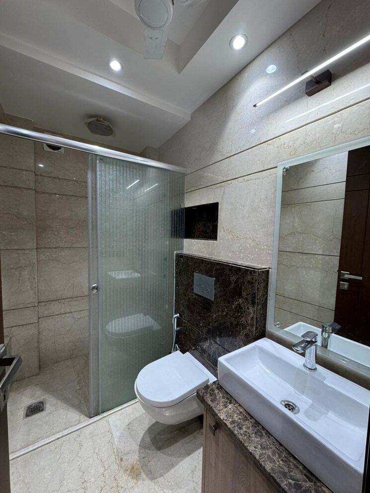 Master Bedroom, sarvodaya enclave 3 Bedroom 1800 Sq.Ft. Builder Floor In Sarvodaya Enclave Delhi 8095709