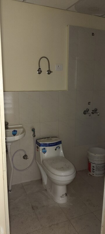 Bathroom in 2 BHK Apartment at Pyramid Elite, Sector 86 – for Rent