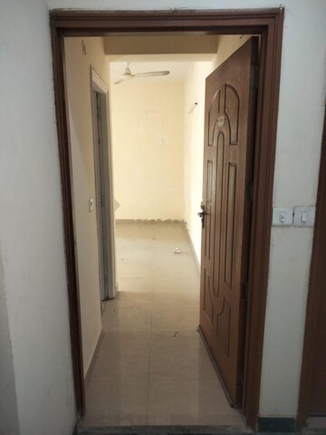 Building Lobby in 2 BHK Apartment at Shree Vardhman Mantra, Sector 67 – for Rent