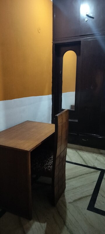 Bedroom in 1 RK Villa at Sector 48 – for Rent