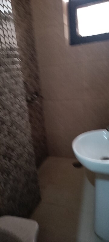 Bathroom in 1 RK Villa at Sector 48 – for Rent