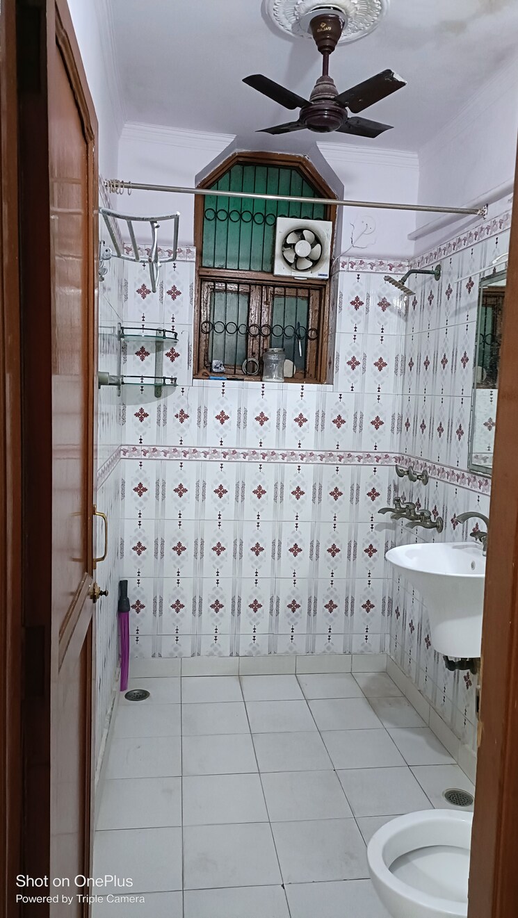 Master Plan, ashoka-enclave-3 2 Bedroom 200 Sq.Yd. Builder Floor In Sector 35 Faridabad 8095830