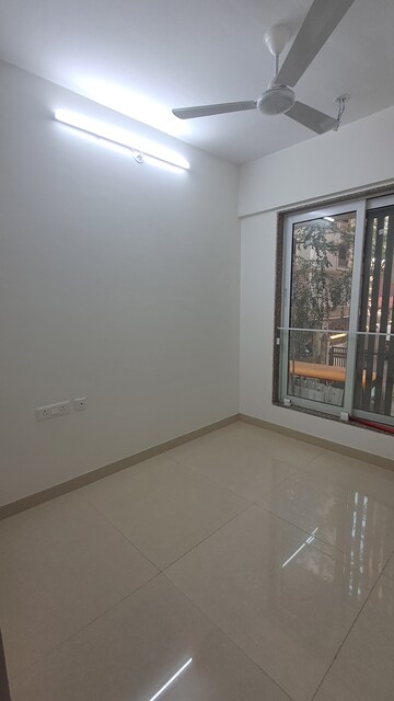 2 BHK Apartment For Rent in Hubtown Harmony Matunga Mumbai  8095842