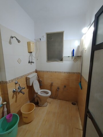 Master Bedroom in 3 BHK Apartment at Vardhman Vatika, Majiwada – for Sale