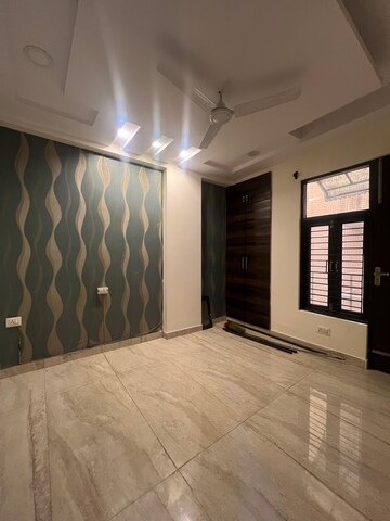 Room in 3 BHK Builder Floor at Rajendra Nagar – for Sale