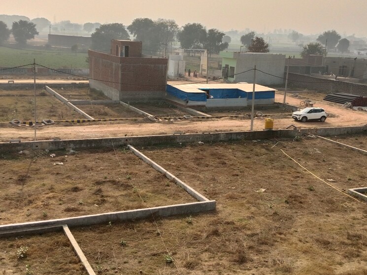 undefined, dhanauli  100 Sq.Yd. Plot In Dhanauli Agra 8095970