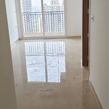 Room in 2 BHK Apartment at Tata Eureka Park, Sector 150 – for Rent