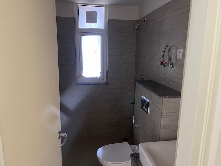 Bathroom, paras-dews 3 Bedroom 1249 Sq.Ft. Apartment In Sector 106 Gurgaon 8096015