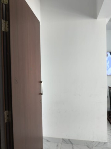 Room in 2 BHK Apartment at Raymond Ten X Habitat, Pokhran Road No 2 – for Sale