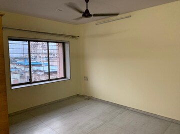 Room in 2 BHK Apartment at Vasundhara Heights Sanpada, Sanpada Sector 11 – for Rent