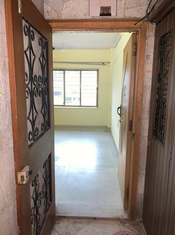 Room in 2 BHK Apartment at Vasundhara Heights Sanpada, Sanpada Sector 11 – for Rent