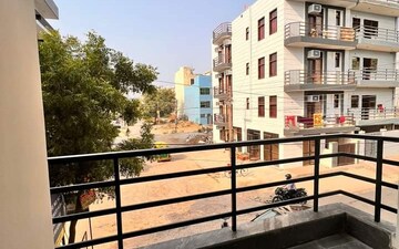 3 BHK Apartment For Rent in Unitech Uniworld Resorts-The Residences, Sector 33