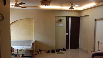 Room in 2 BHK Apartment at Raj Paradise B Wing CHS Ltd, Andheri East – for Rent