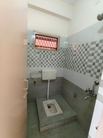 Furnished Amenities in 2 BHK Builder Floor at Somajiguda – for Rent
