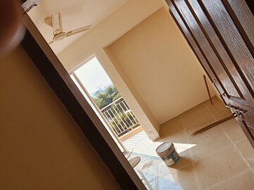 Furnished Amenities in 2 BHK Apartment at Wave Dream Homes, Wave City – for Rent
