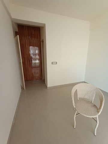Room in 3 BHK Apartment at ROF Aalayas, Sector 102 – for Rent