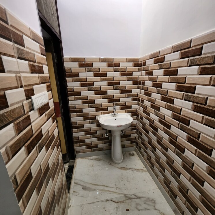 Bathroom, sitapur road 3 Bedroom 1300 Sq.Ft. Independent House In Sitapur Road Lucknow 8096401