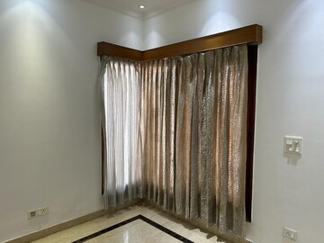 Bedroom in 6 BHK Independent House at RWA Apartments Sector 50, Sector 50 – for Rent
