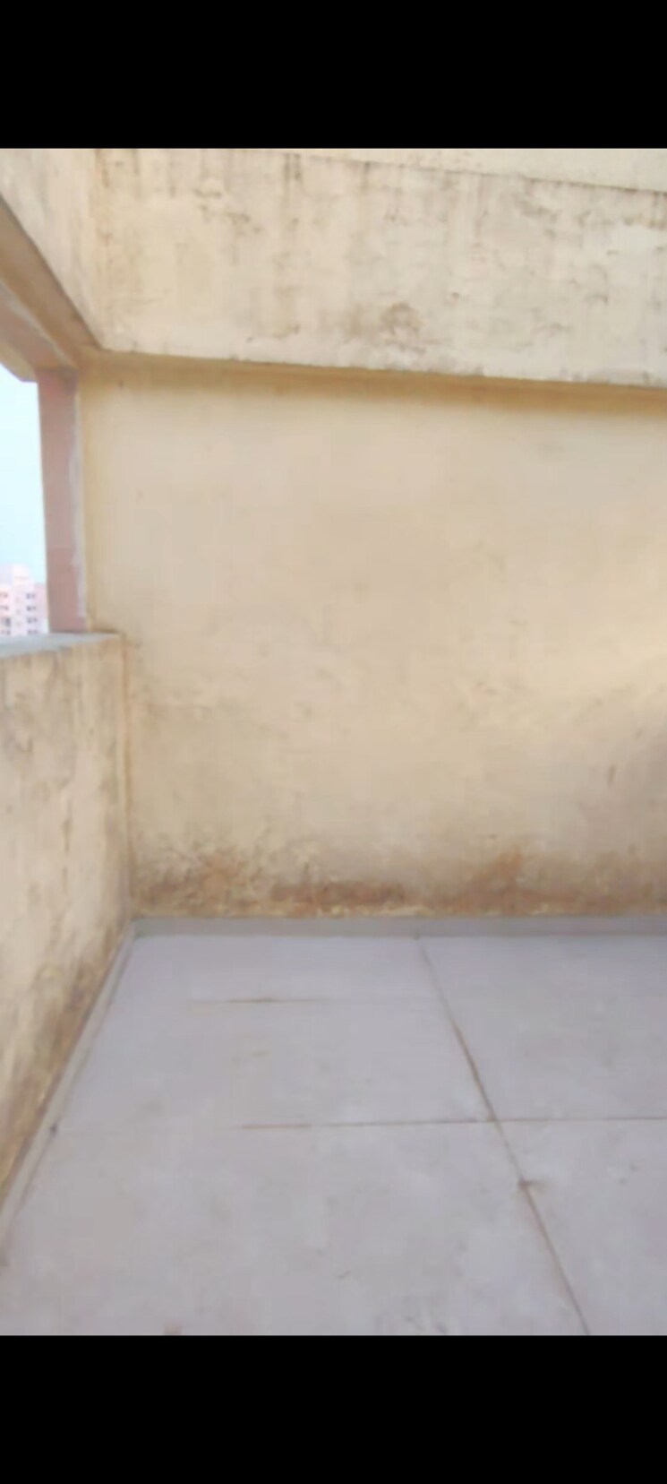 Room, sm-pearl 1 RK 1100 Sq.Ft. Apartment In Taloja Sector 23 Navi Mumbai 8096494