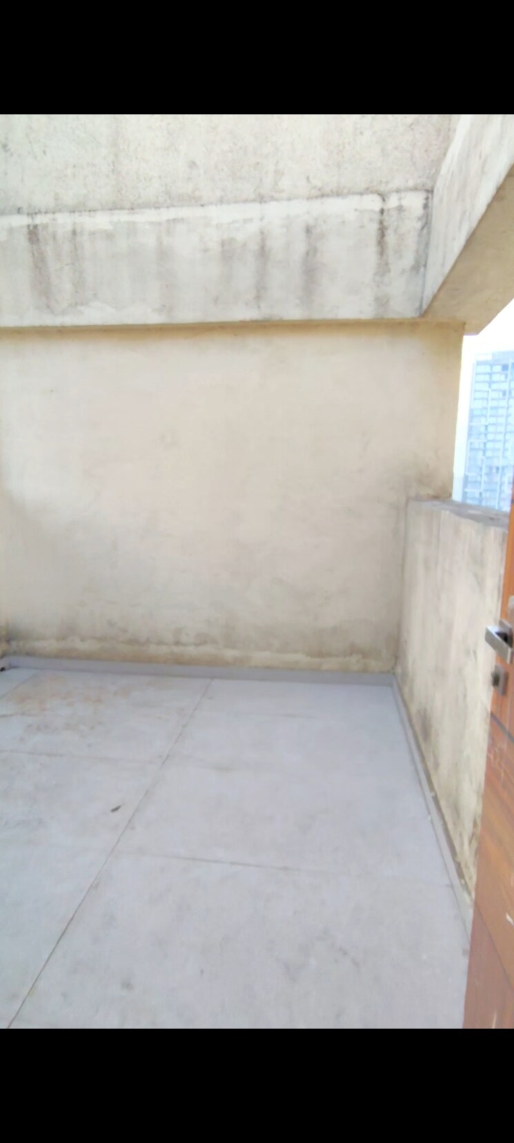 Room, sm-pearl 1 RK 1100 Sq.Ft. Apartment In Taloja Sector 23 Navi Mumbai 8096494